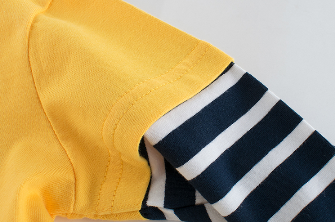 contrast sleeve