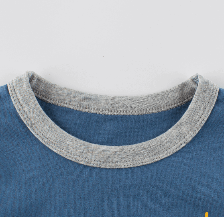 contrast crew neck
